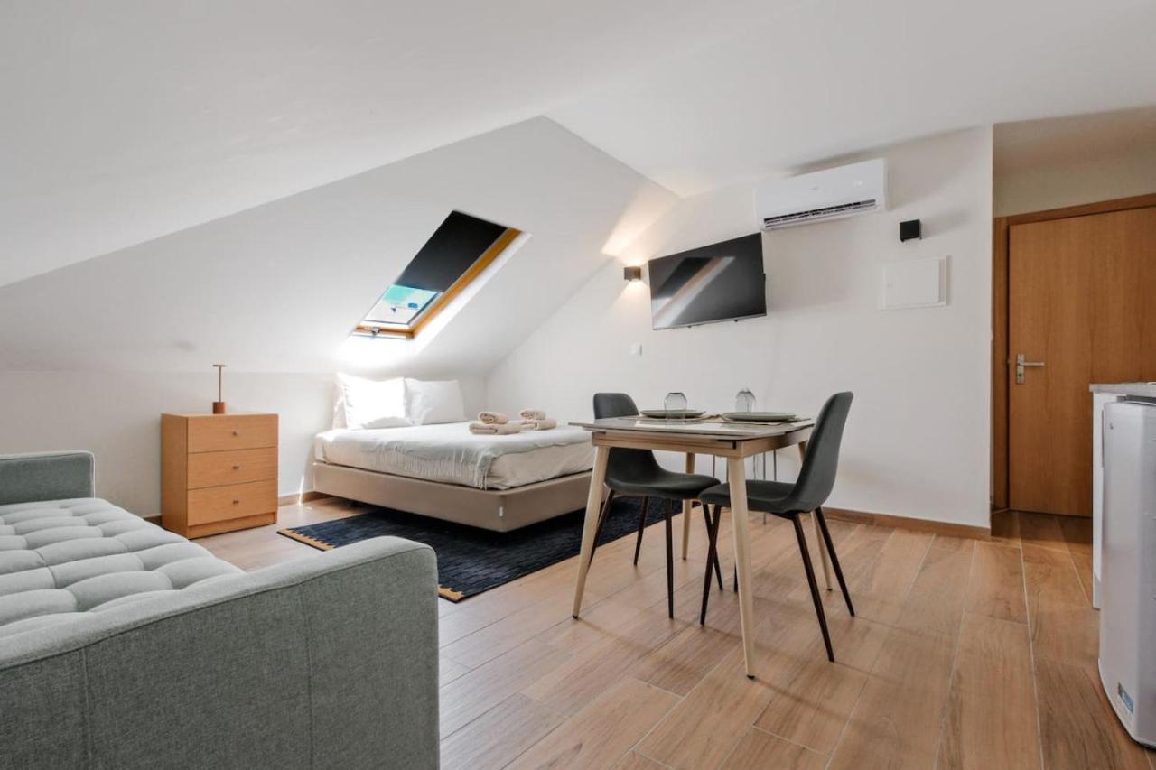 Lovely Fully Equipped Near Subway N12 Appartement Lisboa